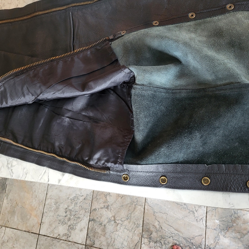 Leather chaps - Picture 10 of 11
